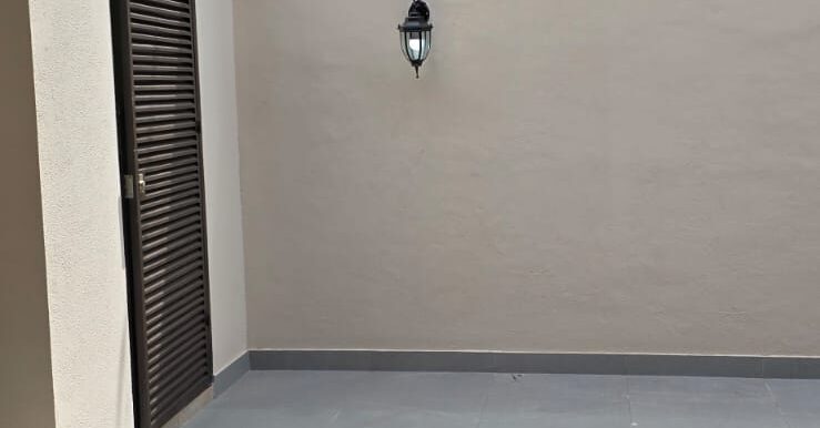 PATIO TRASERO TECHADO