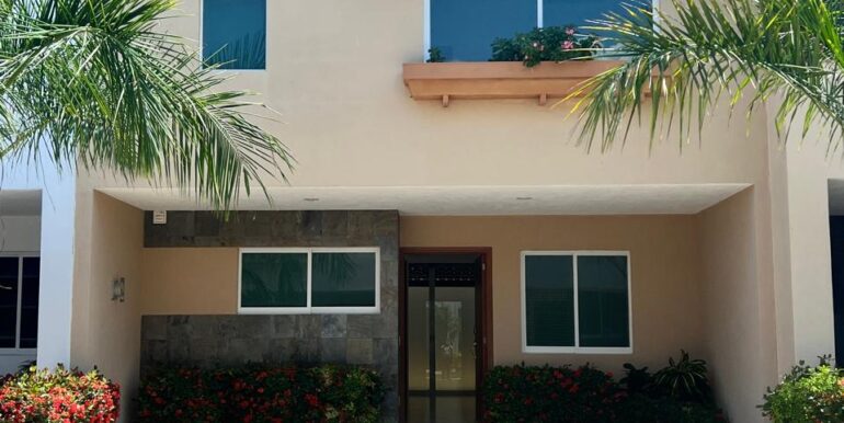 SE-VENDE-CASA-EN-ENTRE-RIOS-FLUVIAL-VALLARTA