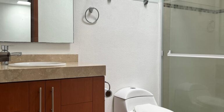 SE-VENDE-CASA-FLUVIAL-BAÑO-