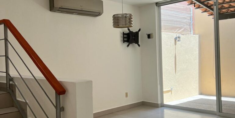 SE-VENDE-CASA-FLUVIAL-SALA